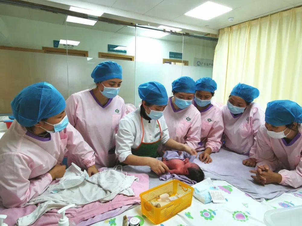 滦南县妇婴监护型护送